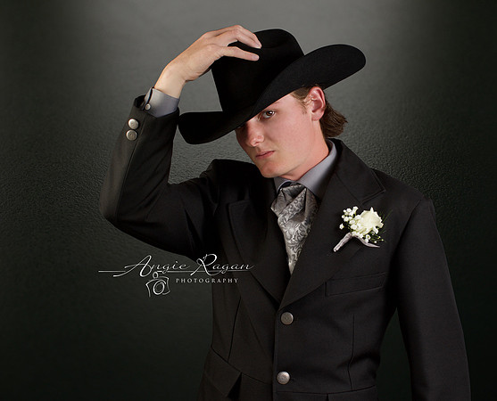 TylerpromFB